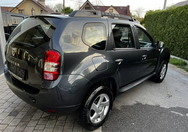 Dacia Duster cena 38900 przebieg: 179000, rok produkcji 2016 z Karlino małe 529